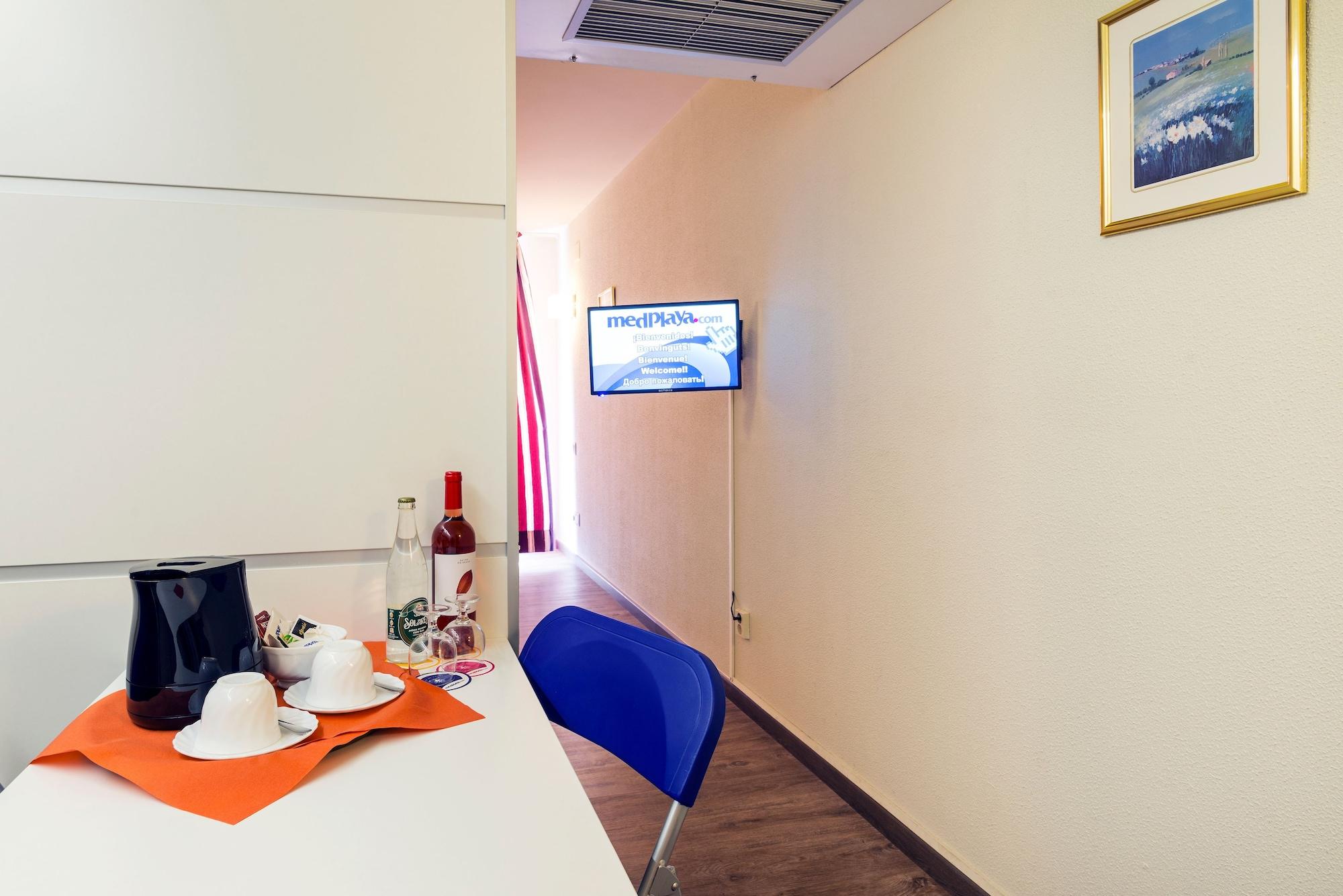 Medplaya Aparthotel Esmeraldas Tossa de Mar Ngoại thất bức ảnh