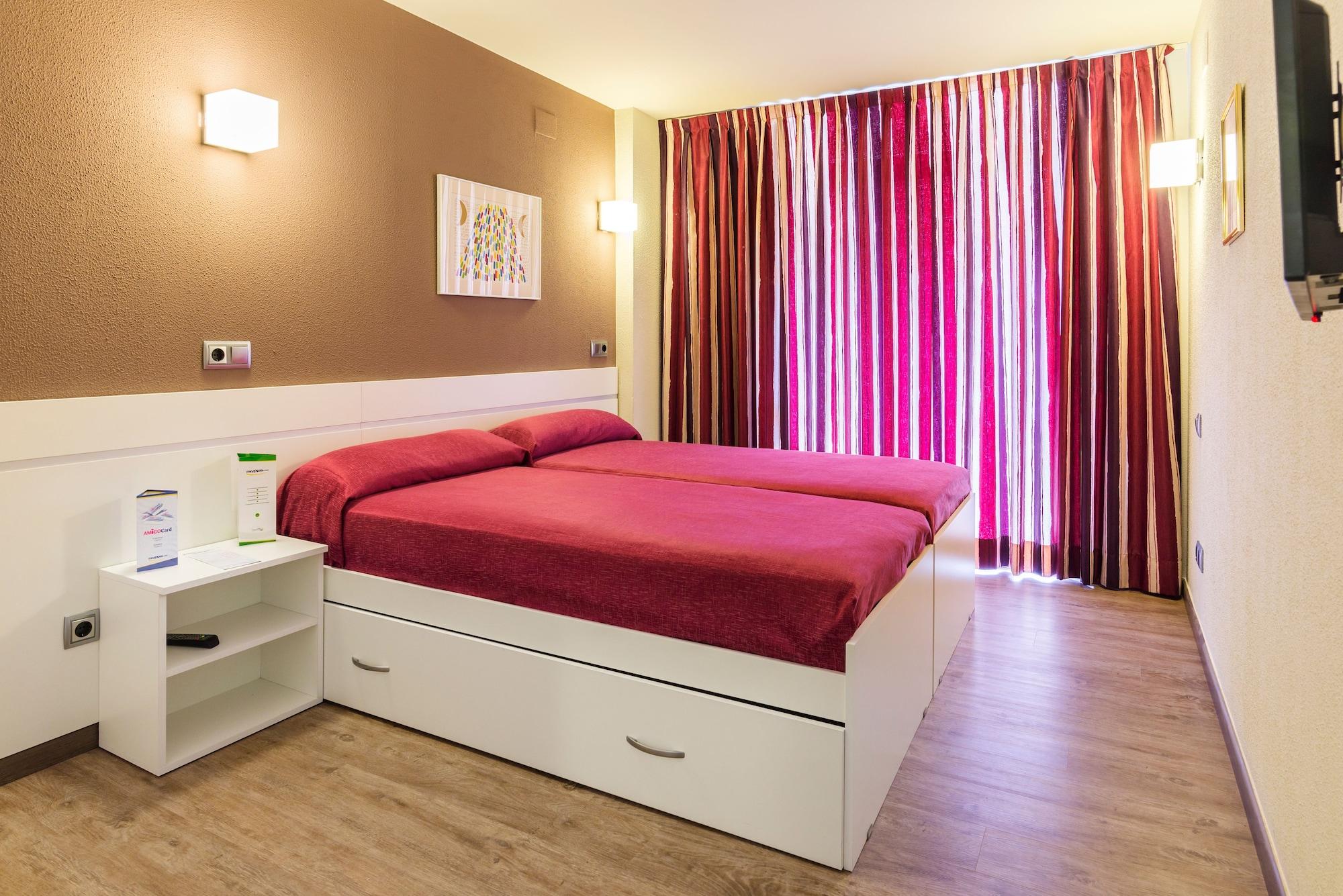Medplaya Aparthotel Esmeraldas Tossa de Mar Ngoại thất bức ảnh