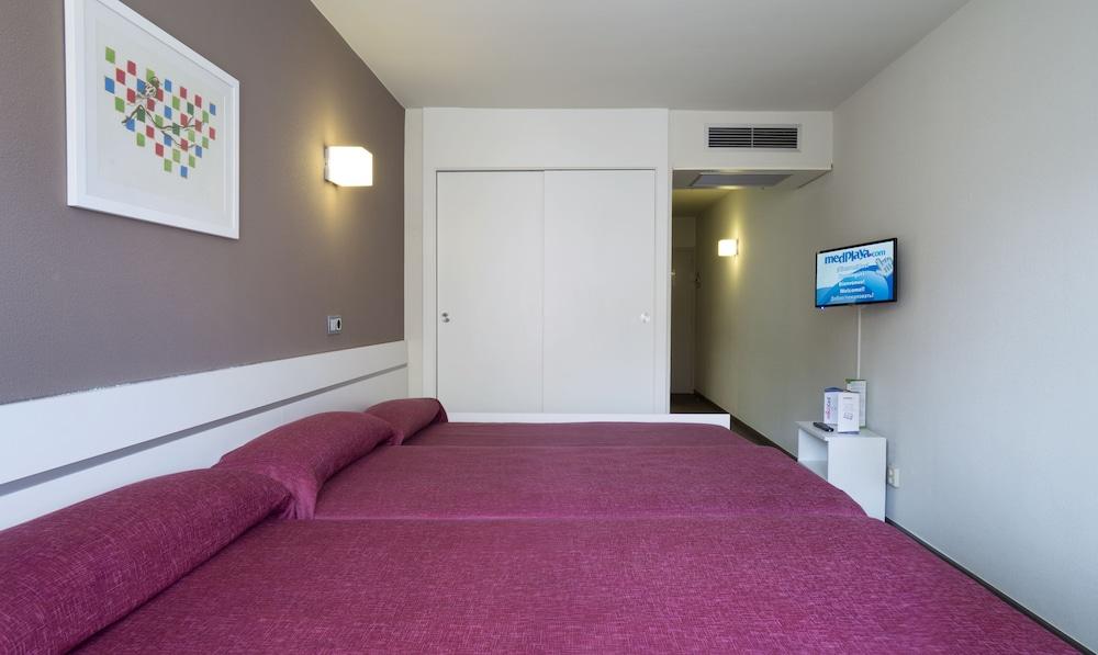 Medplaya Aparthotel Esmeraldas Tossa de Mar Ngoại thất bức ảnh