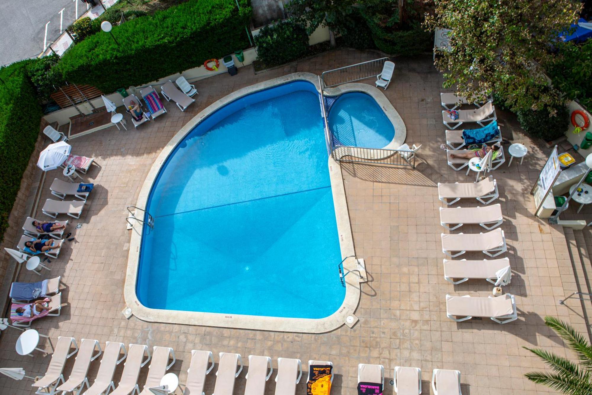 Medplaya Aparthotel Esmeraldas Tossa de Mar Ngoại thất bức ảnh