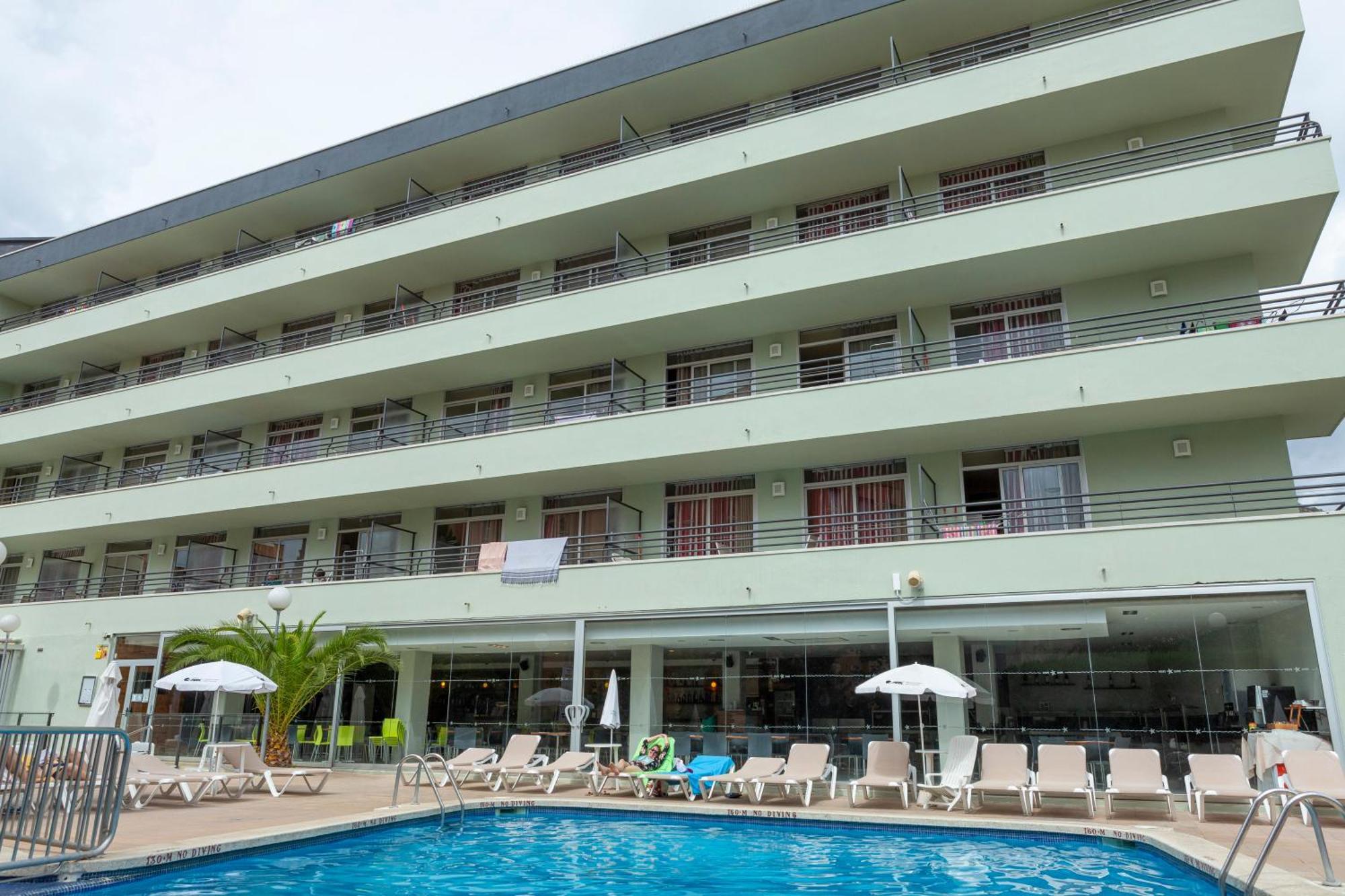 Medplaya Aparthotel Esmeraldas Tossa de Mar Ngoại thất bức ảnh
