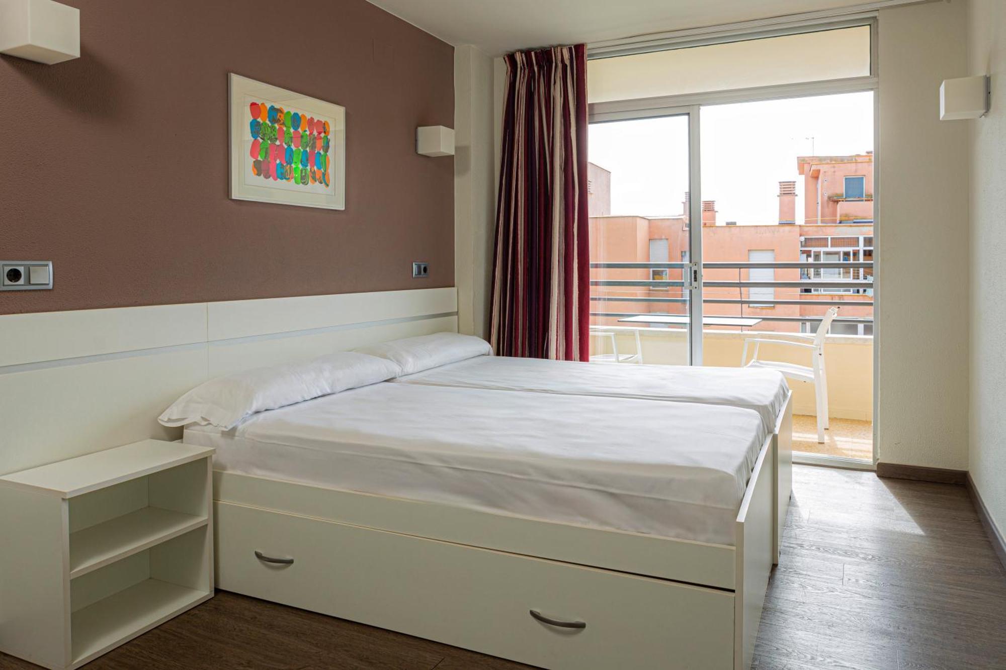 Medplaya Aparthotel Esmeraldas Tossa de Mar Ngoại thất bức ảnh