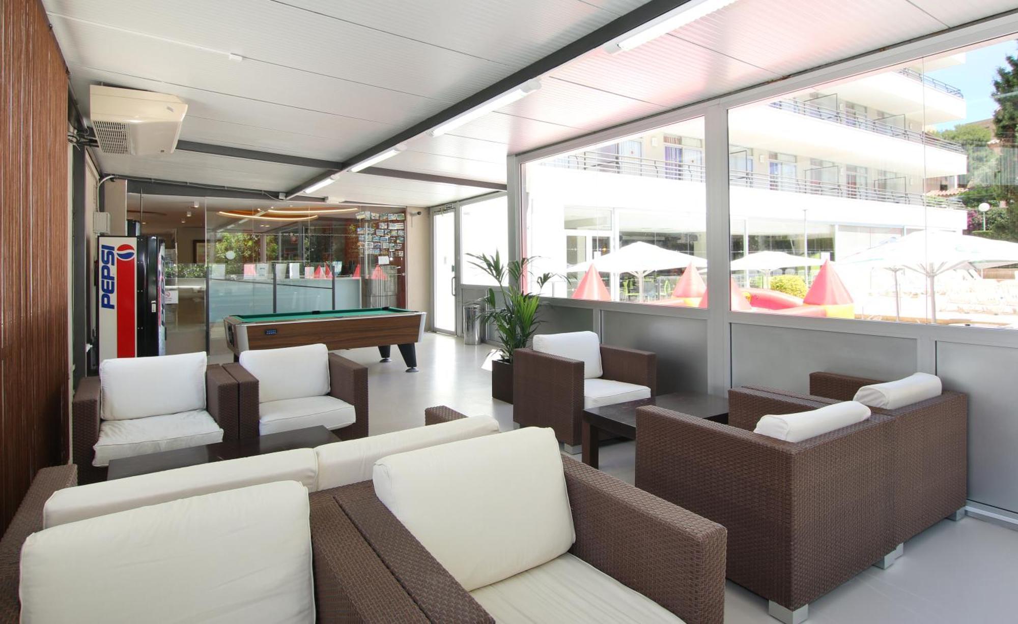 Medplaya Aparthotel Esmeraldas Tossa de Mar Ngoại thất bức ảnh